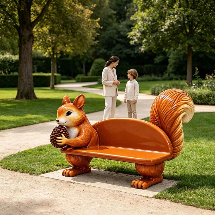 Персонализирана пейка FRP Squirrel